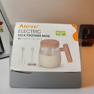 Aieve Milk Frother Electric Cup USB Rechargeable Self Mix Cup W/Lid High Quality